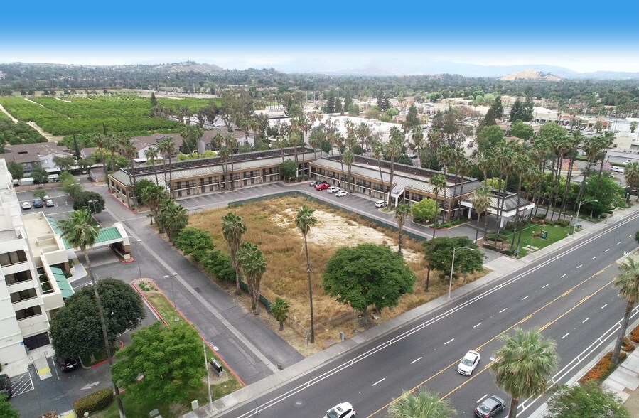 More Photos Of 1550 University Ave, Riverside Land For Sale