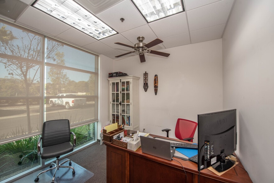 More Photos Of 1678-1692 Ord Way, Oceanside Warehouse For Lease