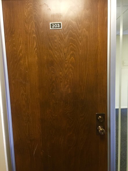 More Photos Of 1950 Courtney Dr, Fort Myers Office For Lease