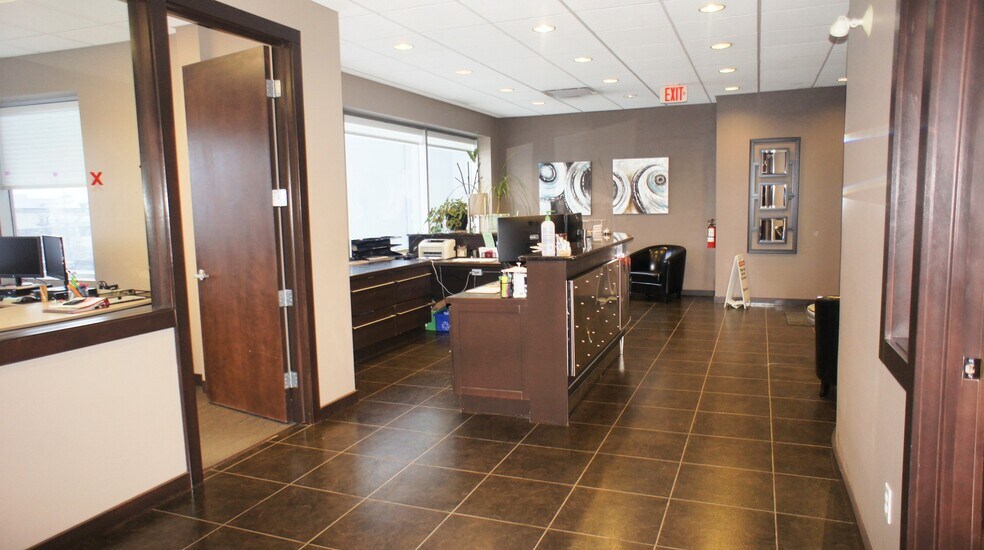 More Photos Of 9 Chippewa Rd, Sherwood Park Office For Lease