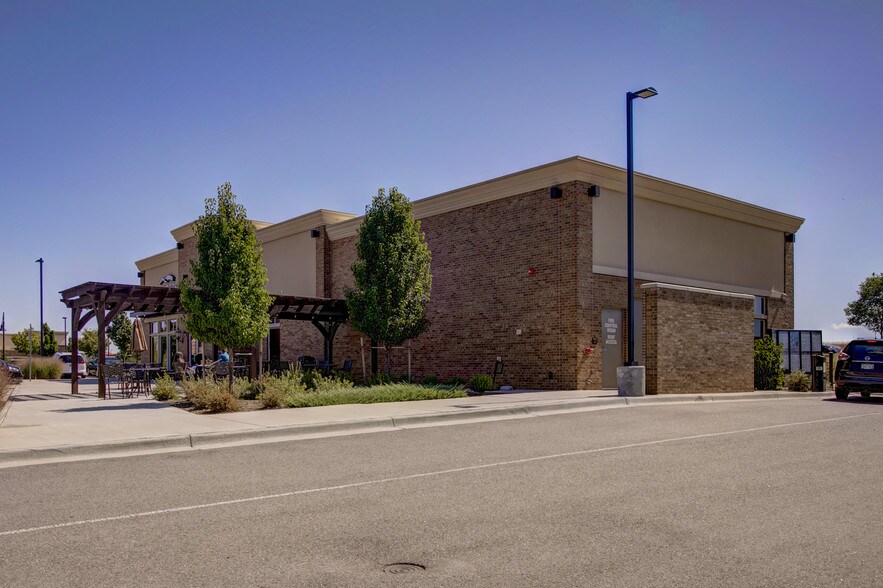 More Photos Of 9846 Zenith Meridian Dr, Englewood Restaurant For Sale