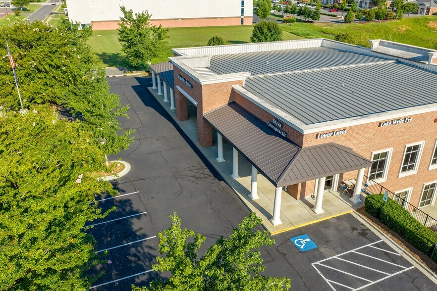 More Photos Of 548 Nautical Dr, Lake Wylie Medical For Lease
