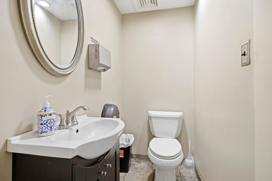 More Photos Of 1117 Smithbridge Rd, Glen Mills General Retail For Sale