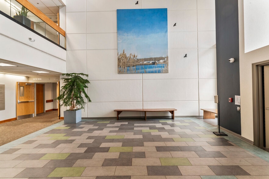 More Photos Of 148 East Ave, Norwalk Medical For Sale