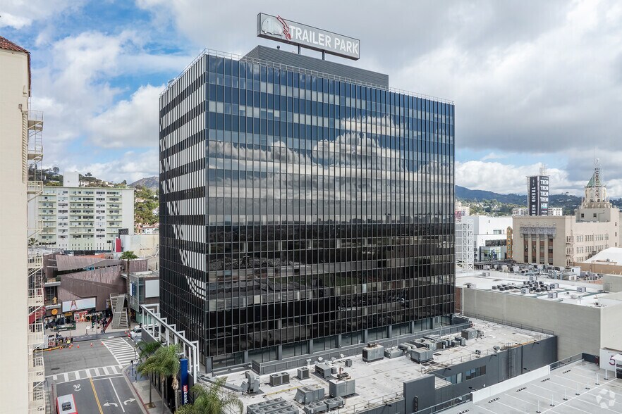 More Photos Of 6922 Hollywood Blvd, Los Angeles Office For Lease