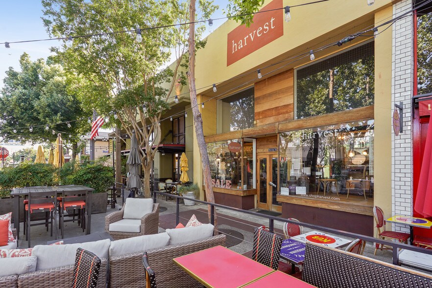 More Photos Of 639 Santa Cruz Ave, Menlo Park Storefront For Lease