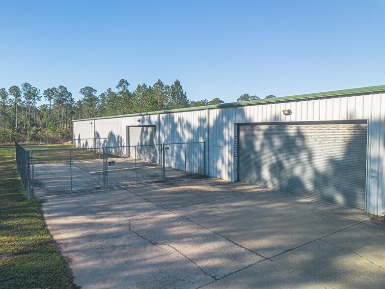 More Photos Of 21051 Coastal Pky, Gulfport Industrial For Sale