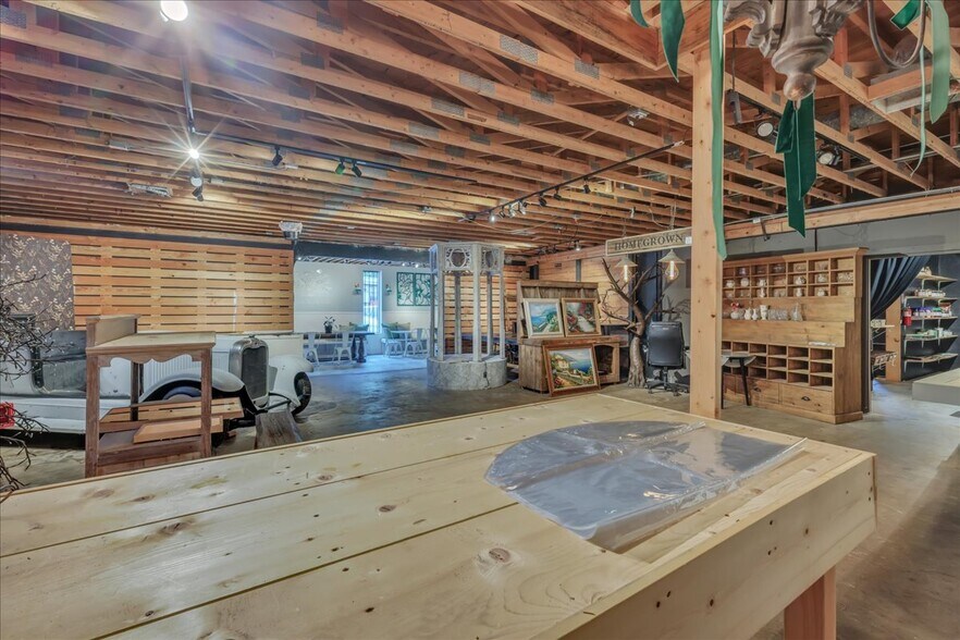 More Photos Of 23601 NE Wa-3, Belfair Freestanding For Sale
