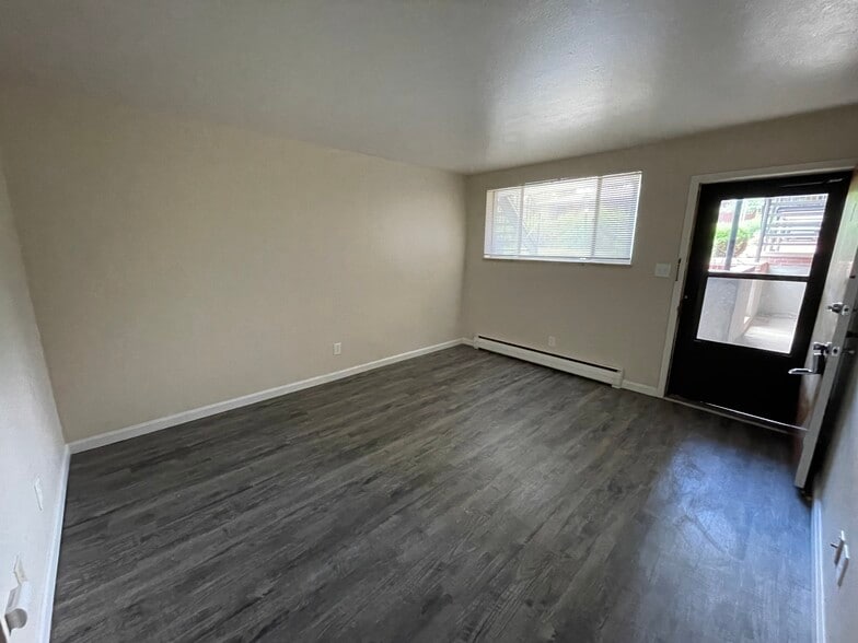 More Photos Of 7250-7270 Newton St, Westminster Apartments For Sale