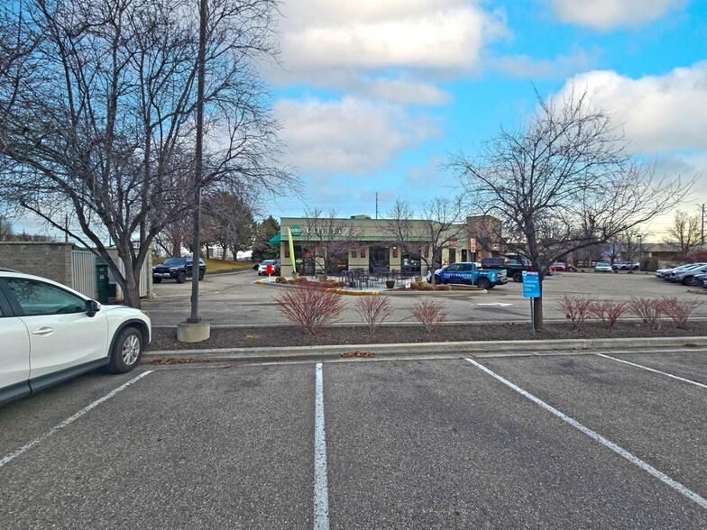 More Photos Of 1630 S Eagle Rd, Meridian Restaurant For Lease