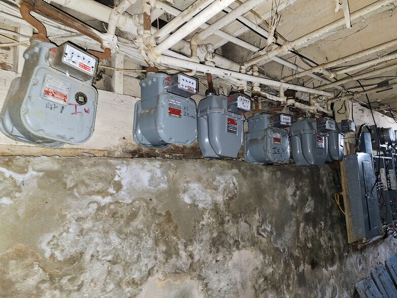 More Photos Of 1310 Bleecker St, Utica Apartments For Sale