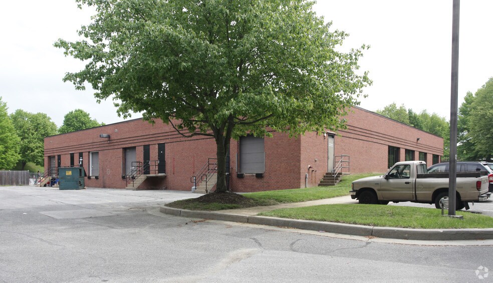 More Photos Of 8300 Guilford Rd, Columbia Unknown For Lease