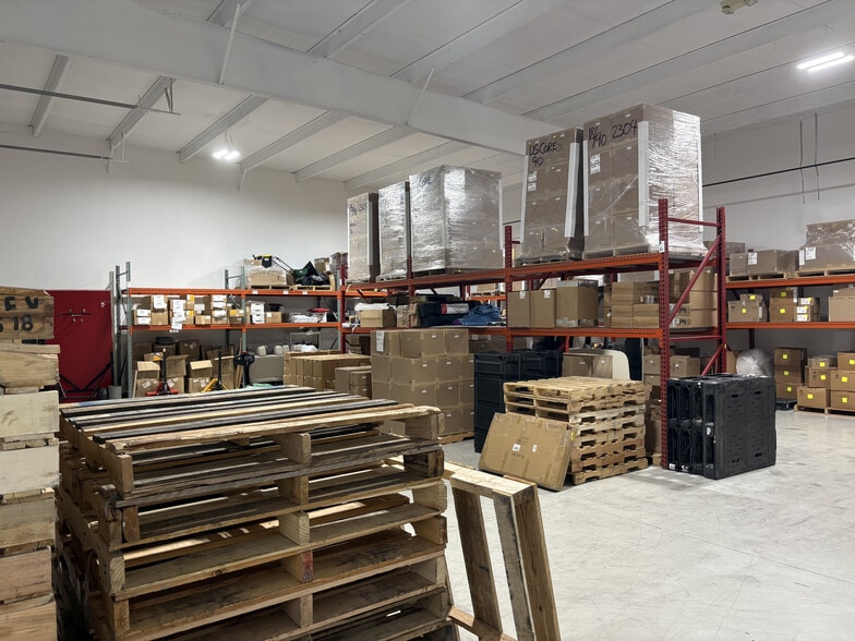 More Photos Of 400 Trade Center Dr, Saint Peters Warehouse For Sale