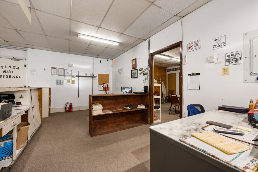 More Photos Of 416 State St, Trinidad Flex For Sale