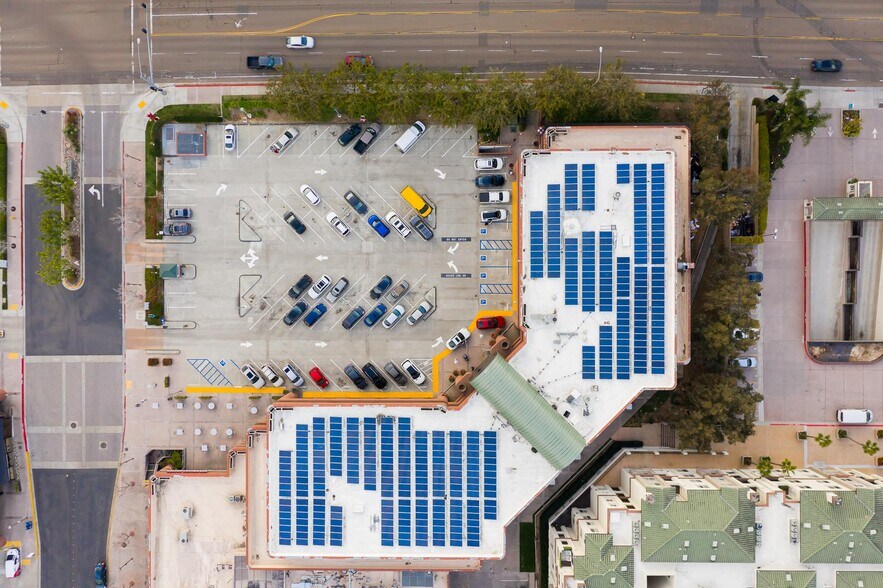 More Photos Of 4150 Regents Park Row, La Jolla Medical For Lease