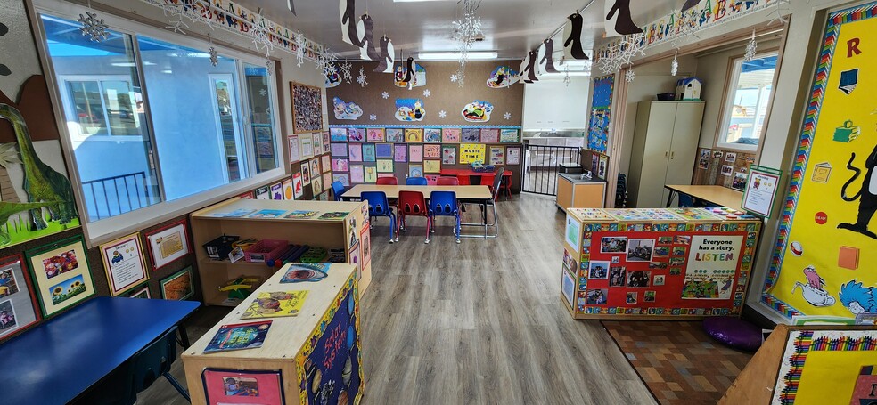 More Photos Of 3707 Vegas Dr, Las Vegas Daycare Center For Sale