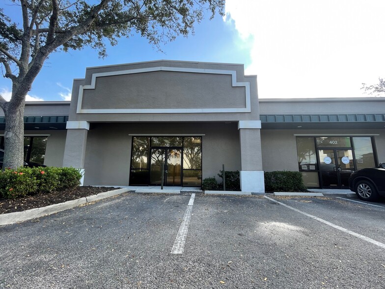 More Photos Of 8961 Daniels Center Dr, Fort Myers Medical For Sale