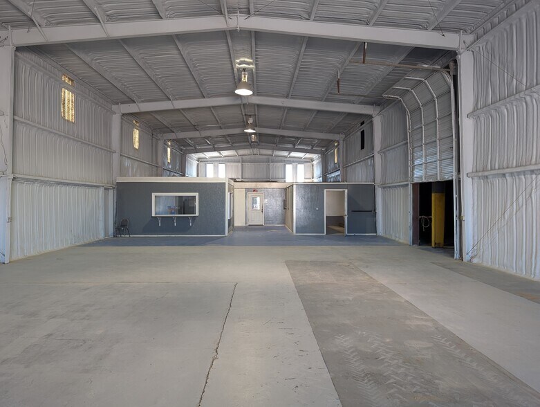 More Photos Of 7900 W Interstate 20, Midland Service For Sale