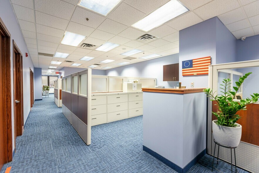 More Photos Of 19575 Victor Pky, Livonia Office For Sale