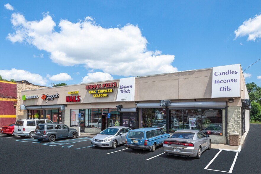 More Photos Of 16800-16862 Schaefer Hwy, Detroit Unknown For Lease