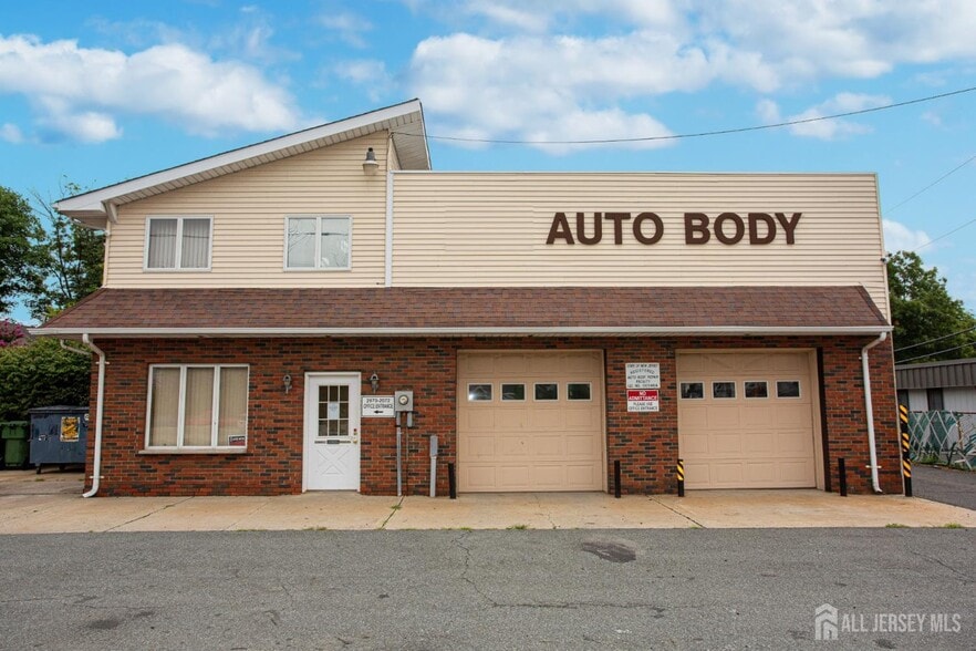Primary Photo Of 2070-2078 State Route 35, South Amboy, NJ 08879, South Amboy Auto Repair For Lease