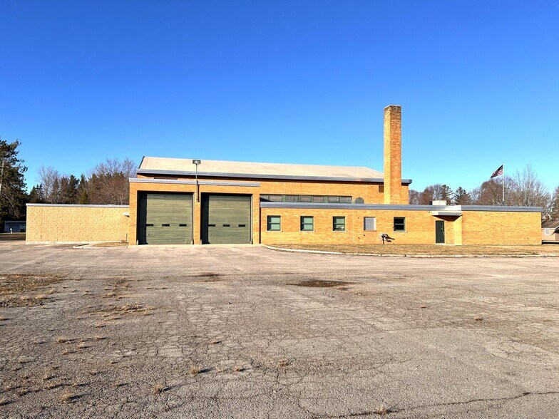 More Photos Of 610 Cuyler St, Cheboygan Lodge Meeting Hall For Lease
