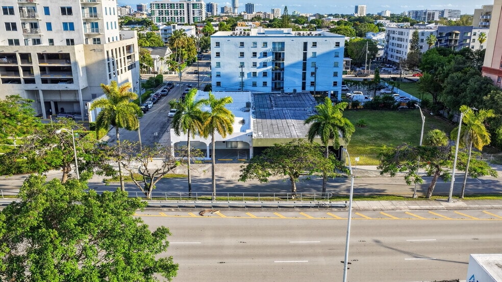 More Photos Of 500 W Flagler St, Miami Manufacturing For Lease