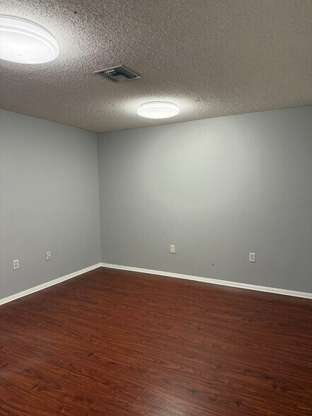 More Photos Of 1501 S Pinellas Ave, Tarpon Springs Office For Lease