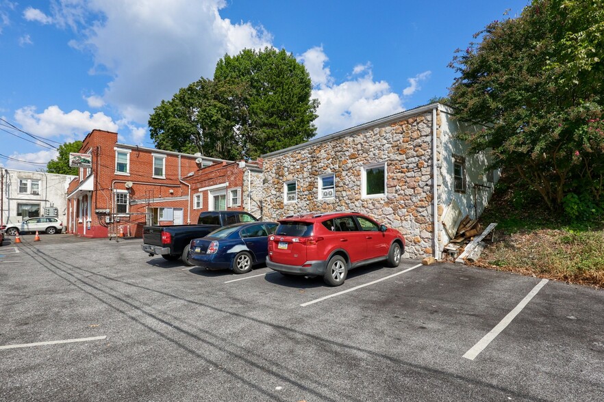 Primary Photo Of 851-857 S Prince St, Lancaster Auto Repair For Sale