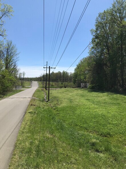 More Photos Of 501 Second Avenue, Central City Light Manufacturing For Sale