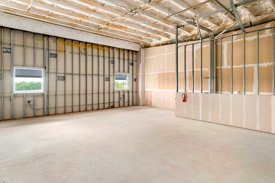 More Photos Of 9342 SE Loop 410, San Antonio Refrigeration Cold Storage For Sale