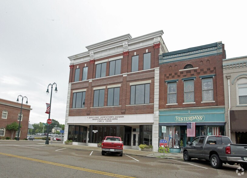 More Photos Of 214-216 N Liberty St, Jackson Storefront Retail Office For Lease