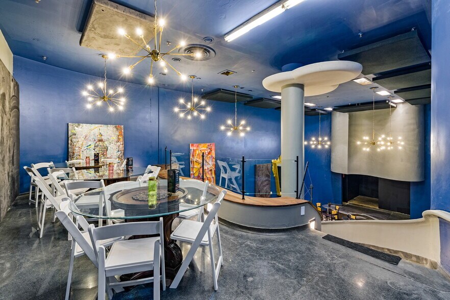 More Photos Of 1013-1015 Washington Ave, Saint Louis Apartments For Sale