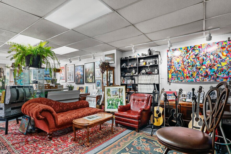 More Photos Of 2118 Atwood Ave, Madison Storefront For Sale