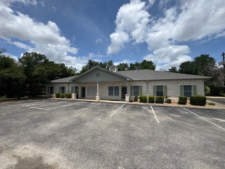 More Photos Of 1528 Leander Rd, Georgetown Medical For Lease