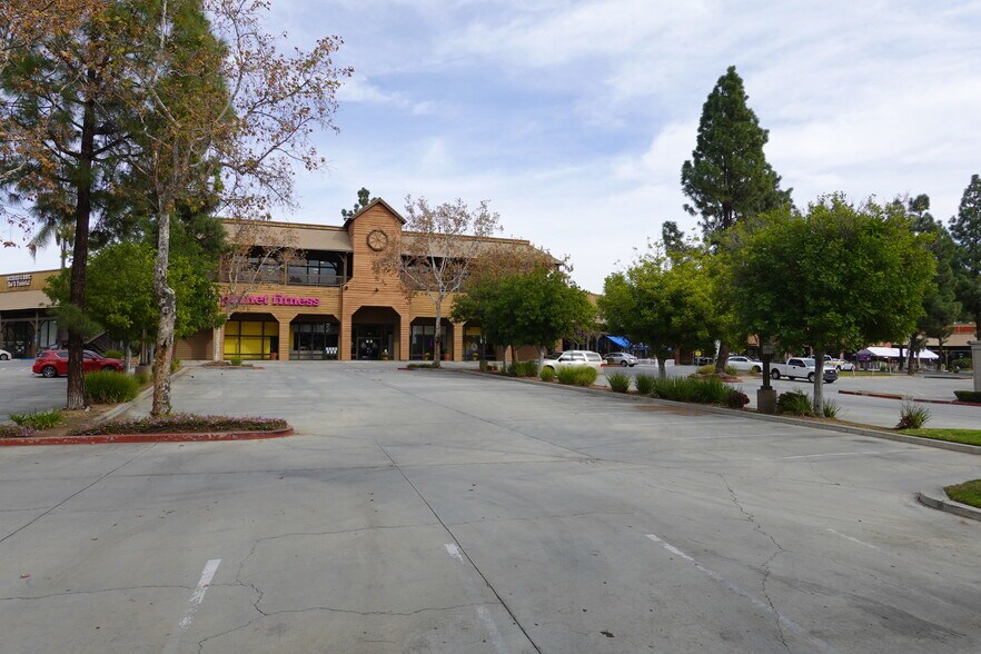 More Photos Of 515 W Arrow Hwy, San Dimas Unknown For Lease