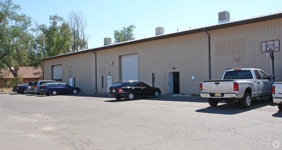 More Photos Of 6310 Edith Blvd NE, Albuquerque Warehouse For Lease