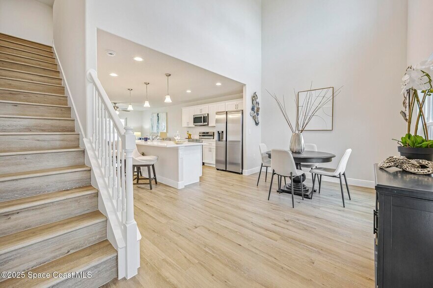 More Photos Of 207 HIDDEN WOODS PL, Melbourne Apartments For Sale