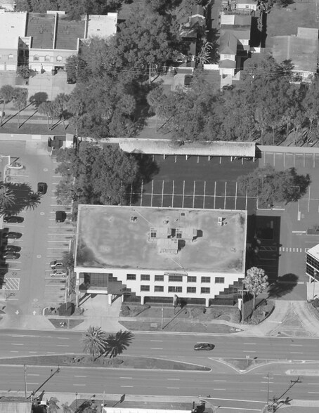 More Photos Of 4427 W Kennedy Blvd, Tampa Office For Lease