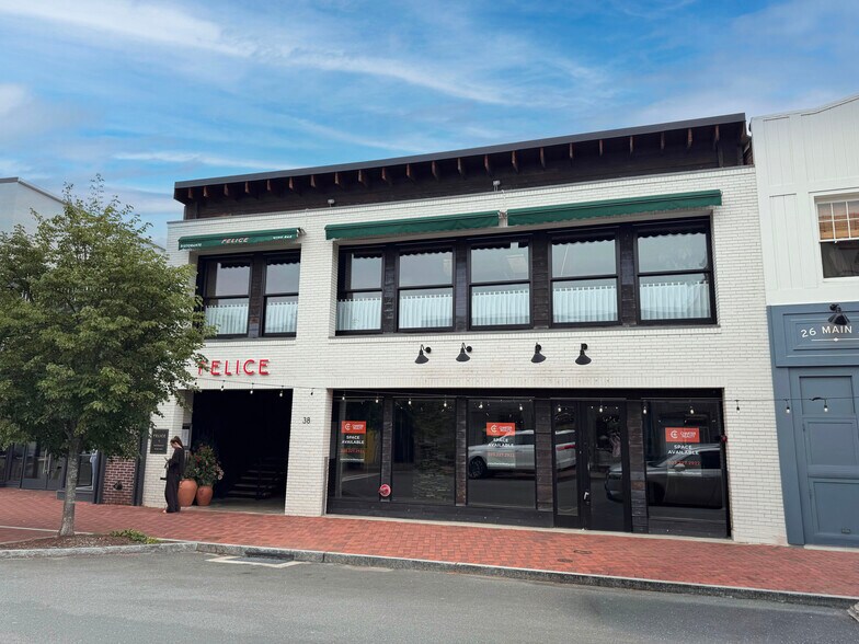 More Photos Of 38 Main St, Westport Storefront For Lease