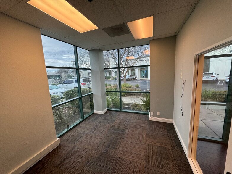 More Photos Of 181 Sand Creek Rd, Brentwood Office Residential For Lease