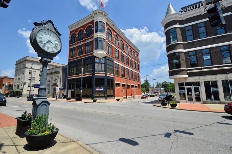 Primary Photo Of 608 Madison Ave, Covington Office For Lease