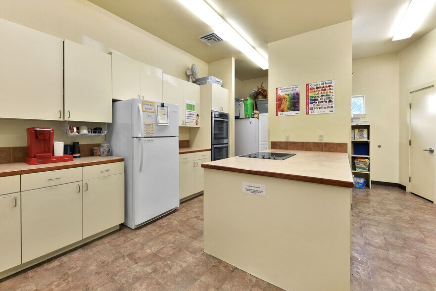 More Photos Of 2490 S Cloverdale Rd, Boise Daycare Center For Sale