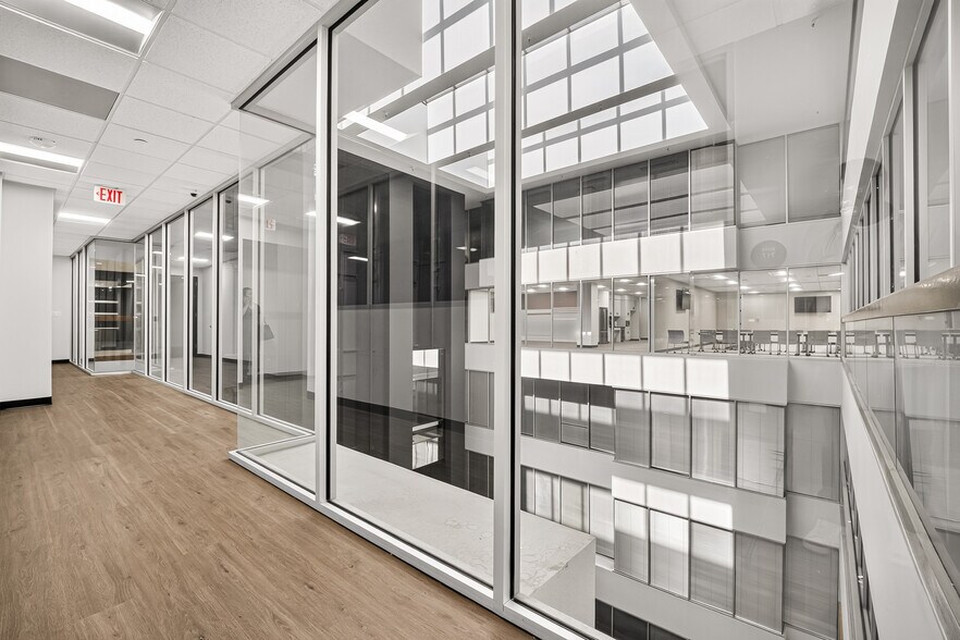More Photos Of 9800 Richmond Ave, Houston Office For Lease