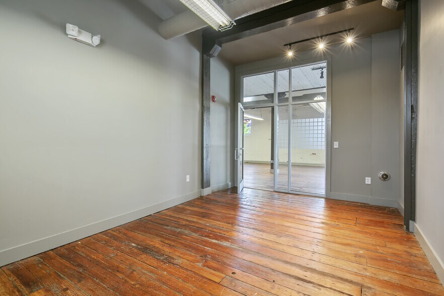 More Photos Of 159 Maxwell St, Fayetteville Office Residential For Sale