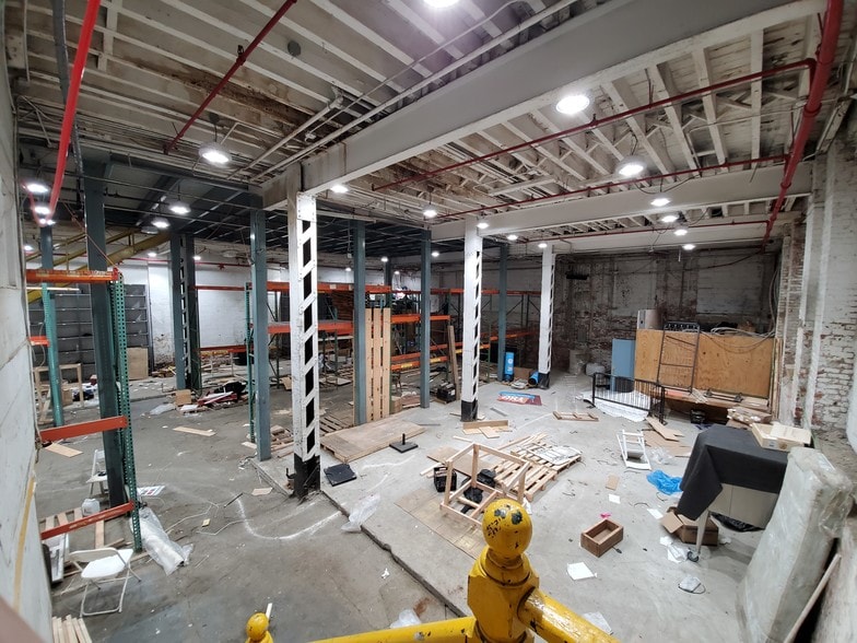 More Photos Of 163 Imlay St, Brooklyn Warehouse For Lease