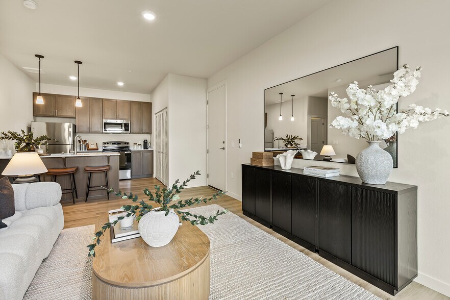 More Photos Of 7011 NE 126th St, Vancouver Apartments For Sale