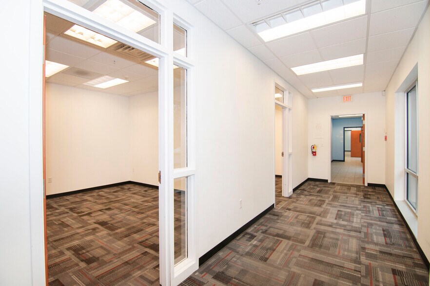 More Photos Of 3 Unlimited Dr, Saratoga Springs Office For Lease