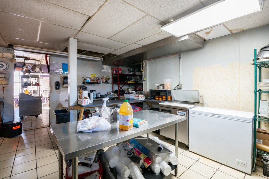 More Photos Of 101 N Market St, Schaefferstown General Retail For Sale