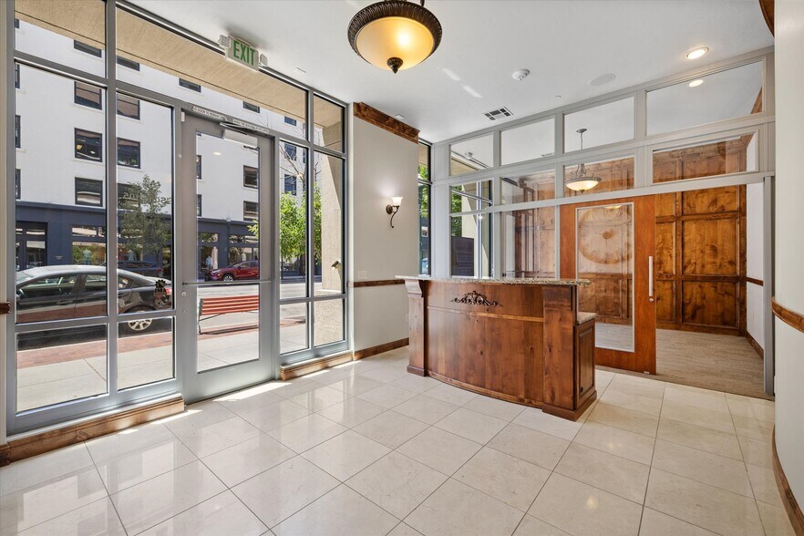 More Photos Of 1112 W Main St, Boise Apartments For Lease